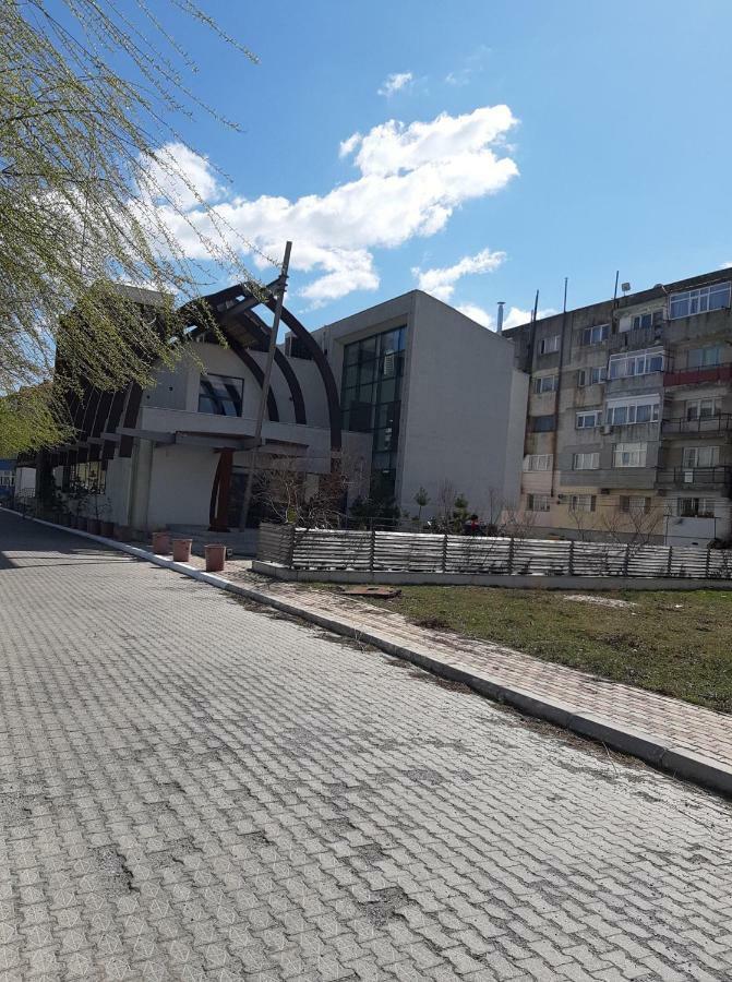 Apartament 2 Camere Sulina Zewnętrze zdjęcie